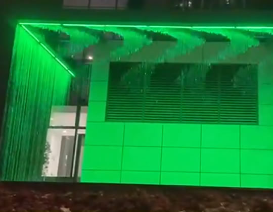 南京新媒体大厦数码水帘工程